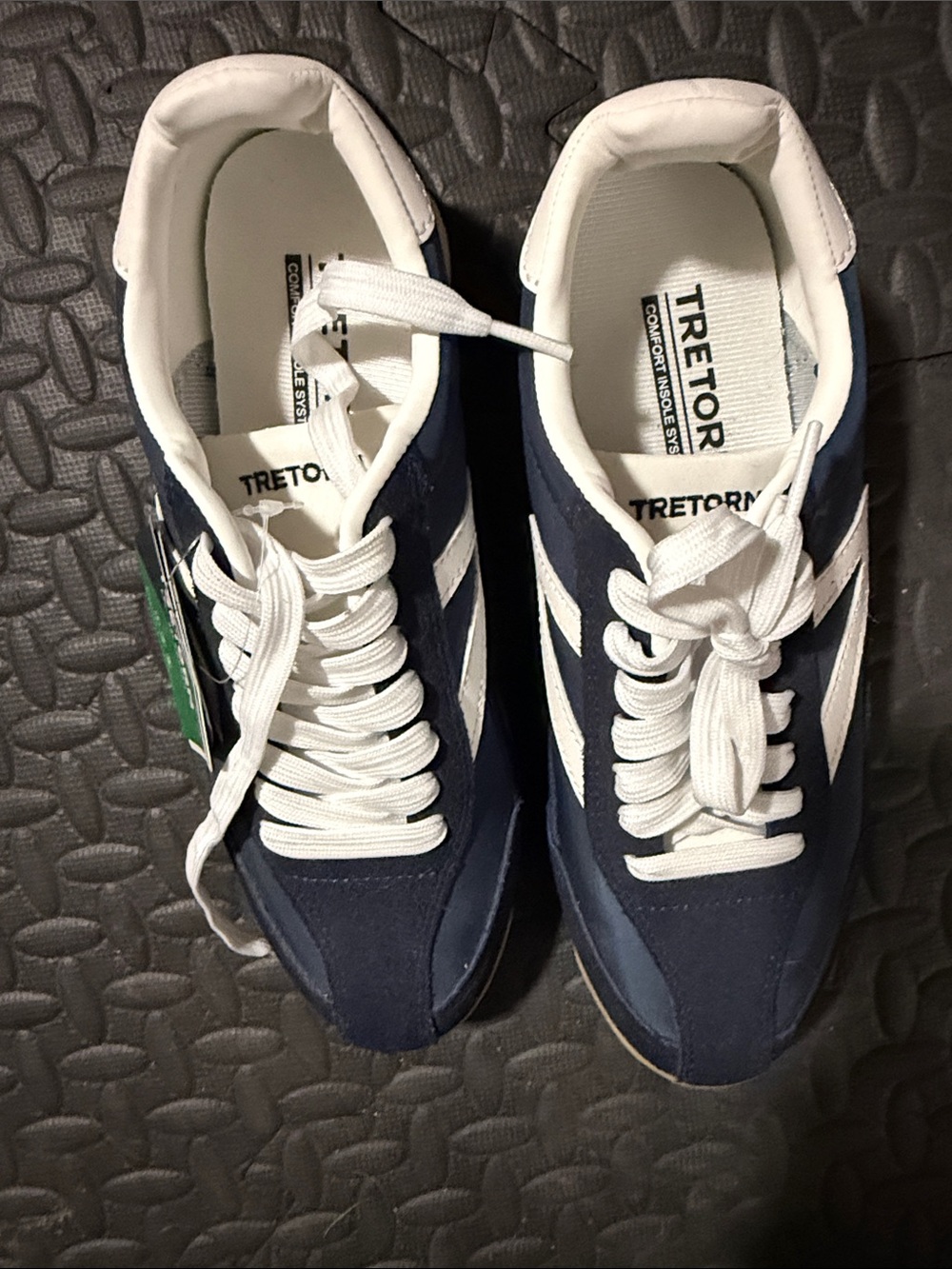 Tretorn navy and White Sneakers with Ortholite Tag 7 - Picture 3 of 4